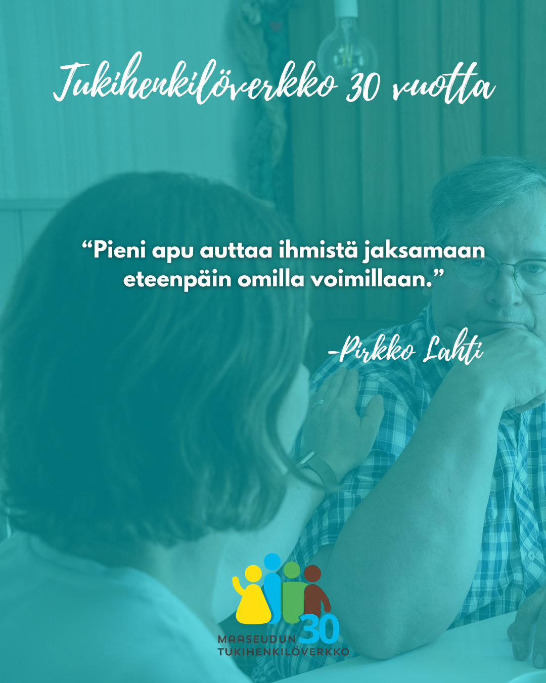 Turkoosinsävyinen kuva, jossa henkilö pitää lohduttavasti kädestä kiinni toisesta ihmisestä.